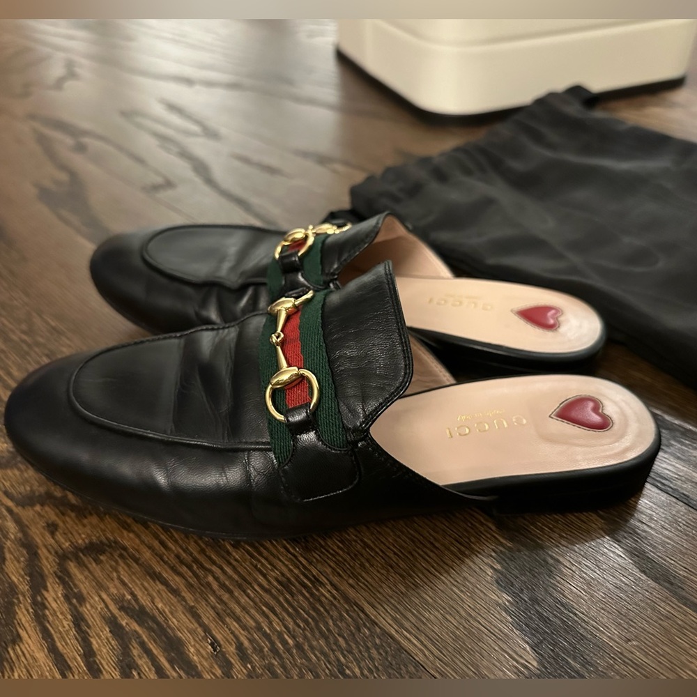 Authentic Gucci Loafers Size 37